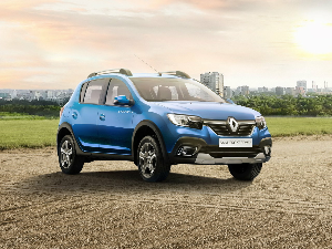 Коврики EVA для Renault Sandero II (хэтчбек 5 дв) 2018 - Н.В.