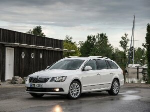 Коврики текстильные для Skoda Superb II (универсал / 3T5 c электро-приводом передних сидений) 2013 - 2015